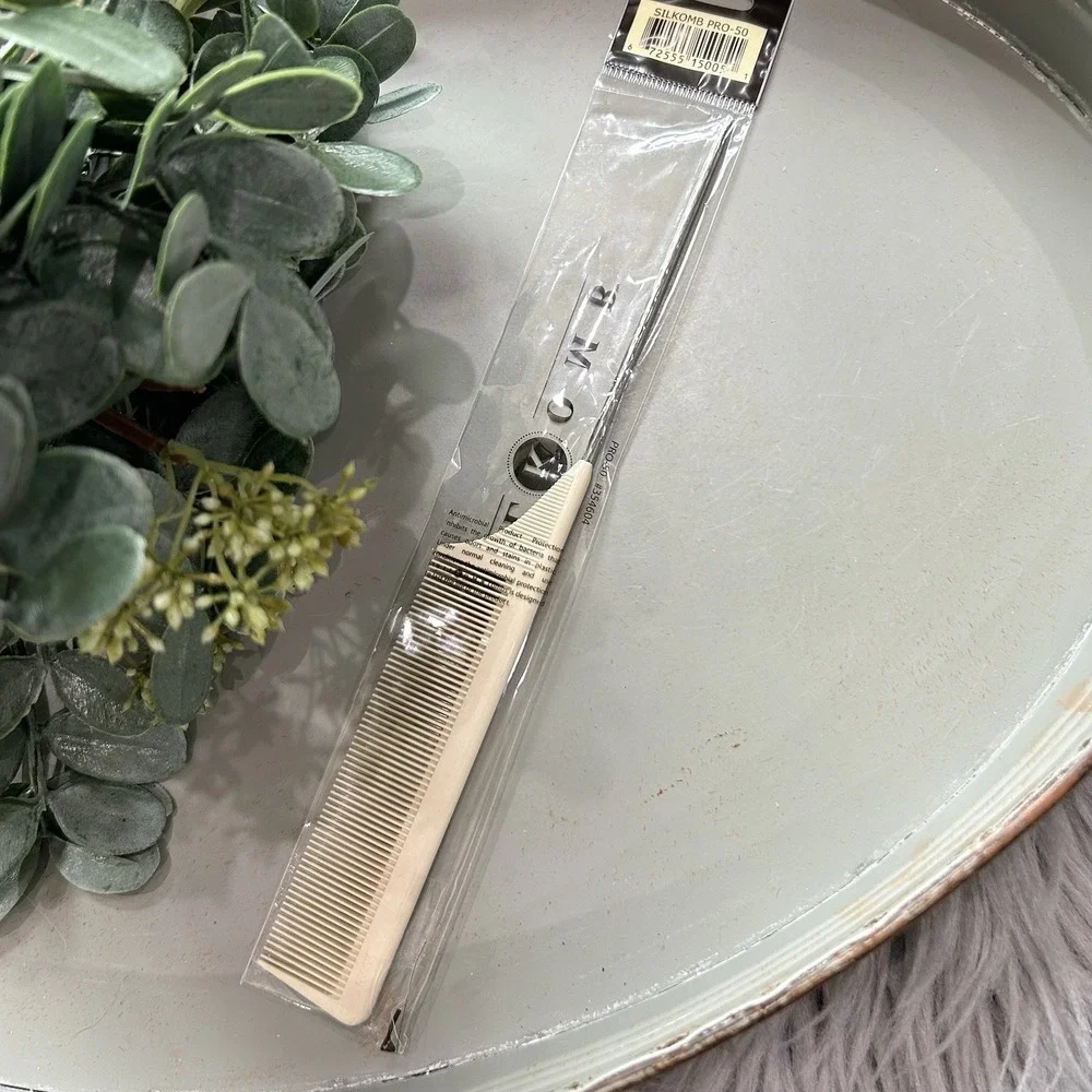 Cricket Silkomb Combs Pro-50‎ Fine Tooth Rattail NEW